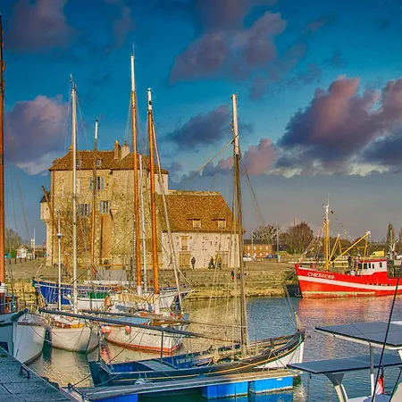 Vue Baie De Seine - Parking - Pont De Normandie Honfleur